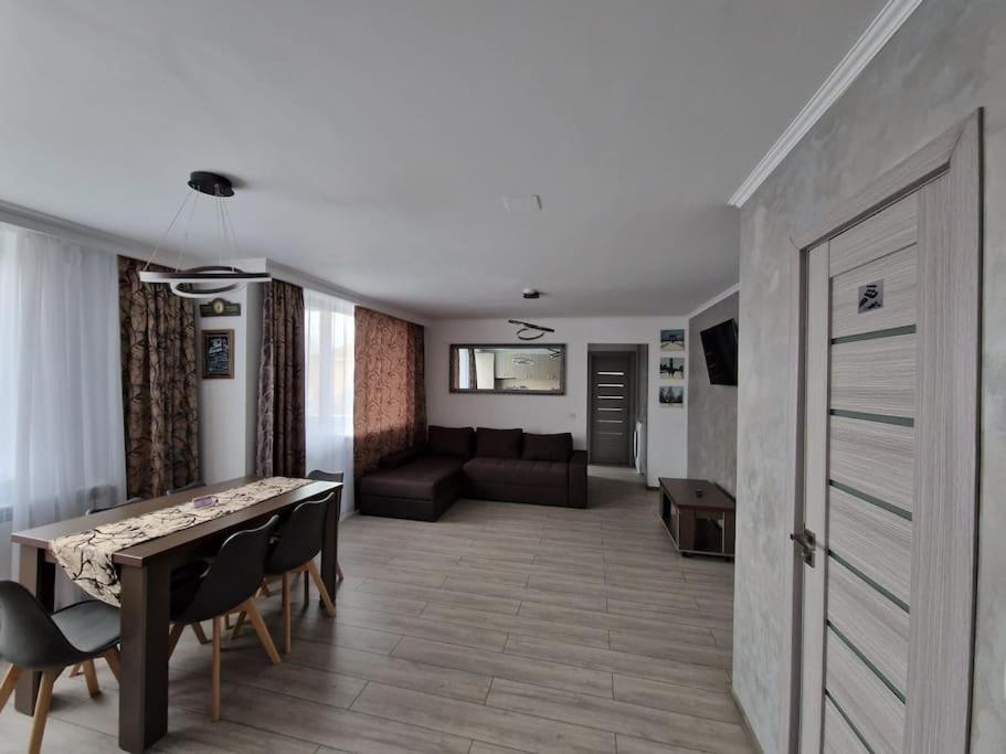 Delux Flat Straja-lupeni